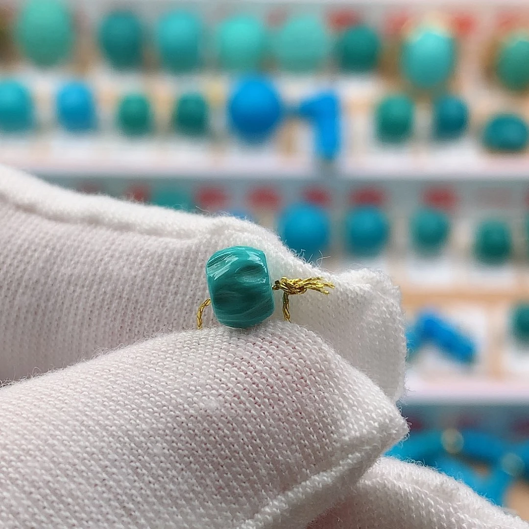 绿松石未镶嵌珠宝奇石6