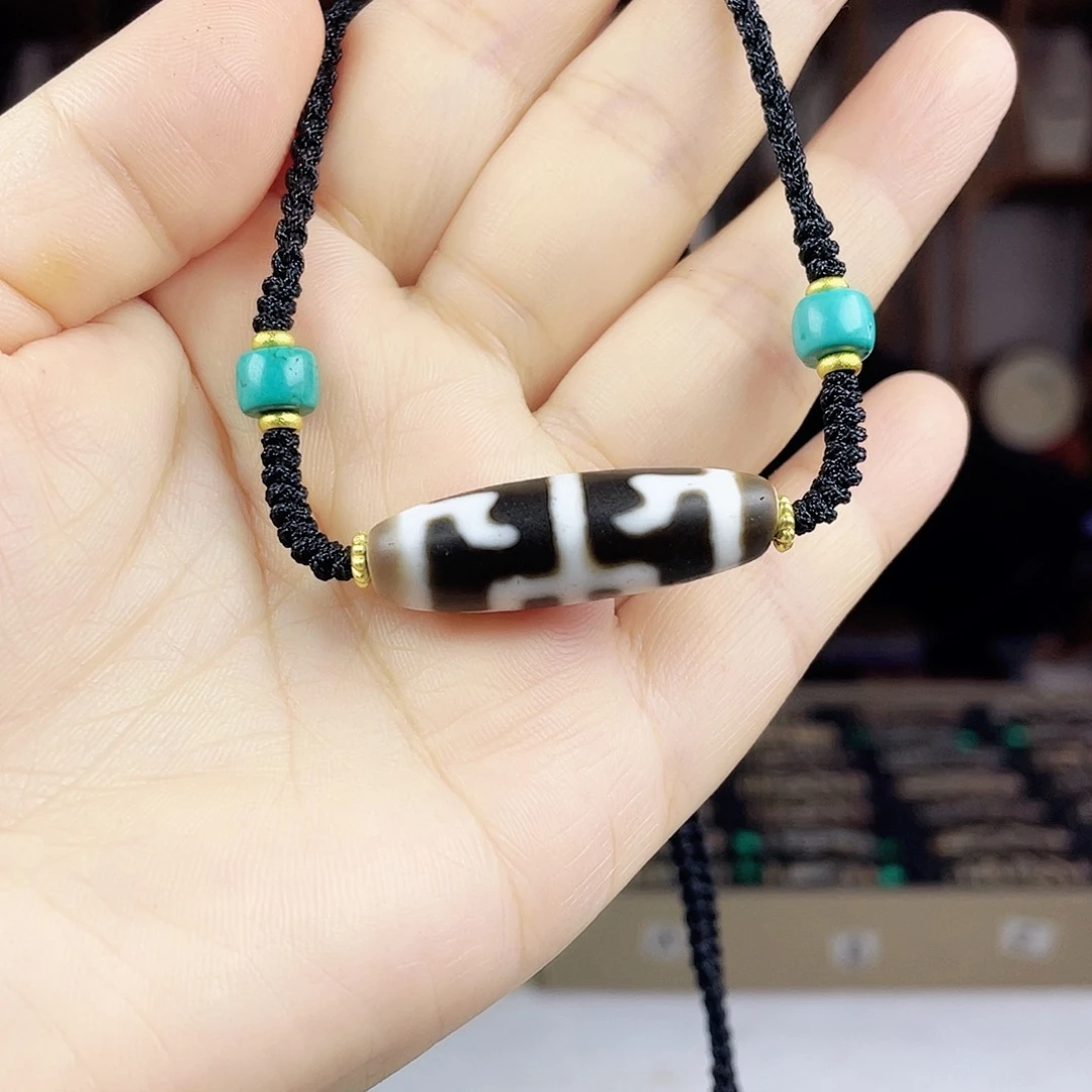 玛瑙/玉髓合金颈饰行运