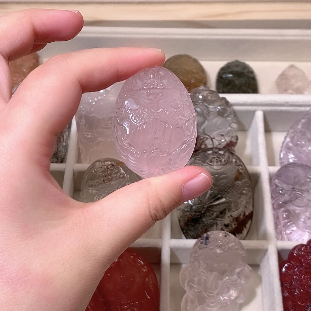 颈饰未镶嵌水晶粉水