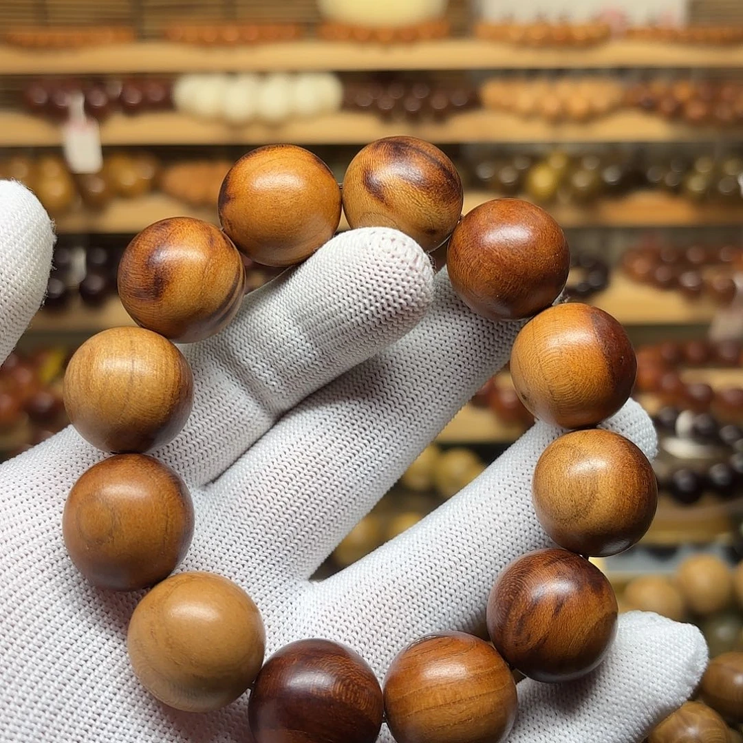 凡***歌维腊木（绿檀）手串/手链