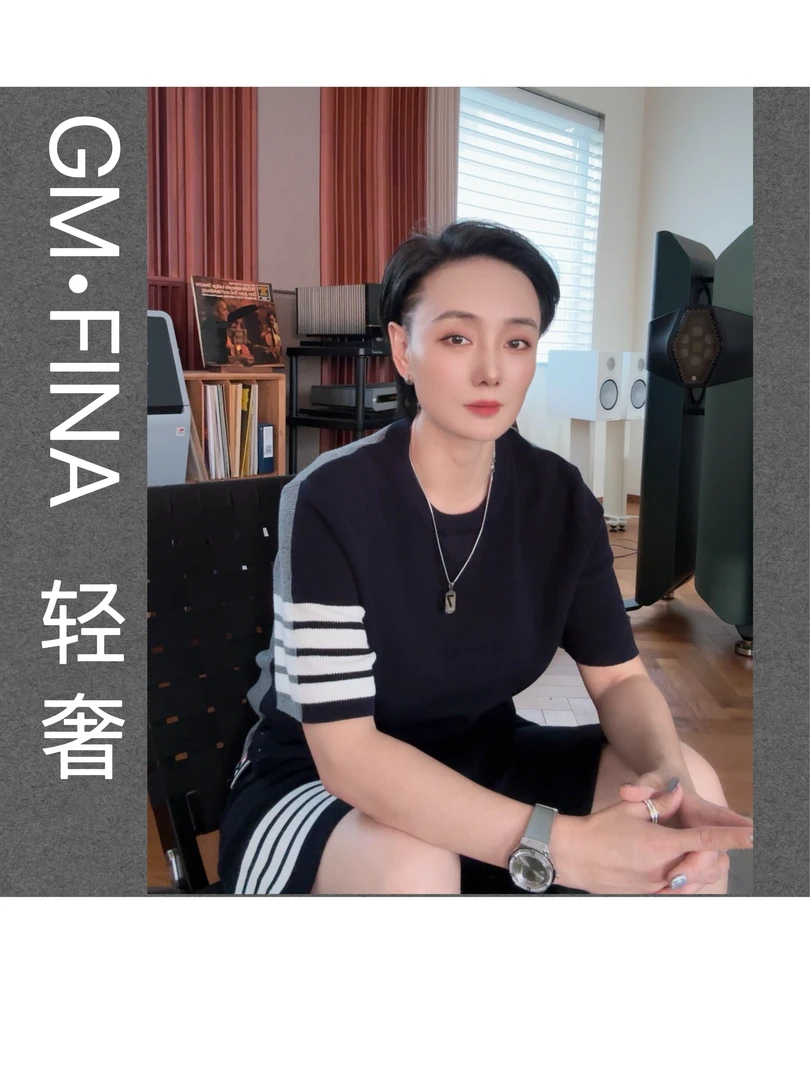 YT  夏季男女同款时尚百搭轻奢圆领T恤透气吸汗短袖 85221