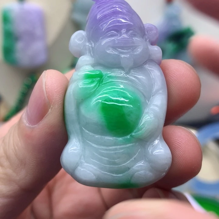 翡翠颈饰未镶嵌吊坠