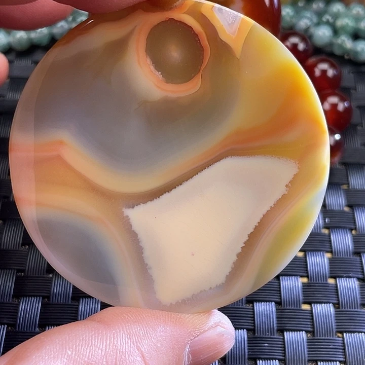 上***定玛瑙/玉髓颈饰未镶嵌