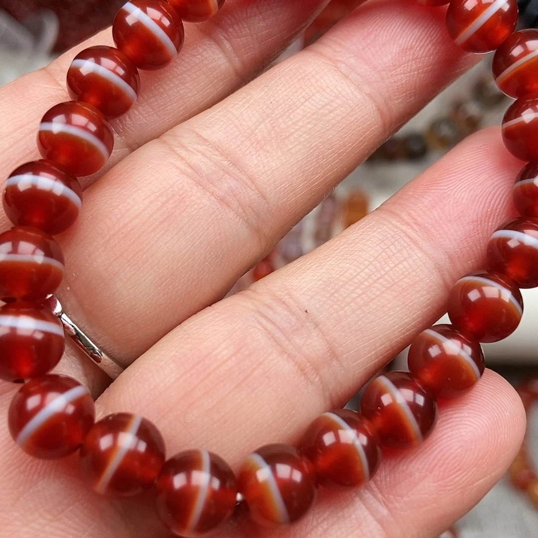 梦***巾玛瑙/玉髓未镶嵌珠宝半成品