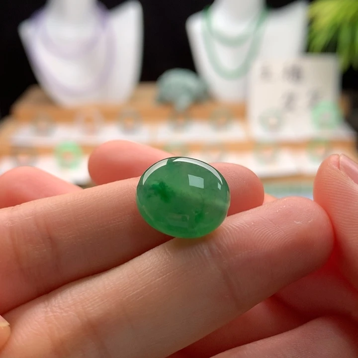 翡翠未镶嵌颈饰天然缅甸A货翡翠