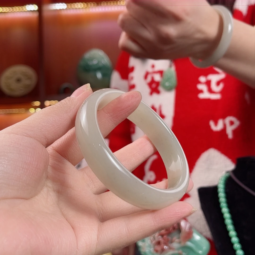 密玉（石英质玉）颈饰未镶嵌安*儿63