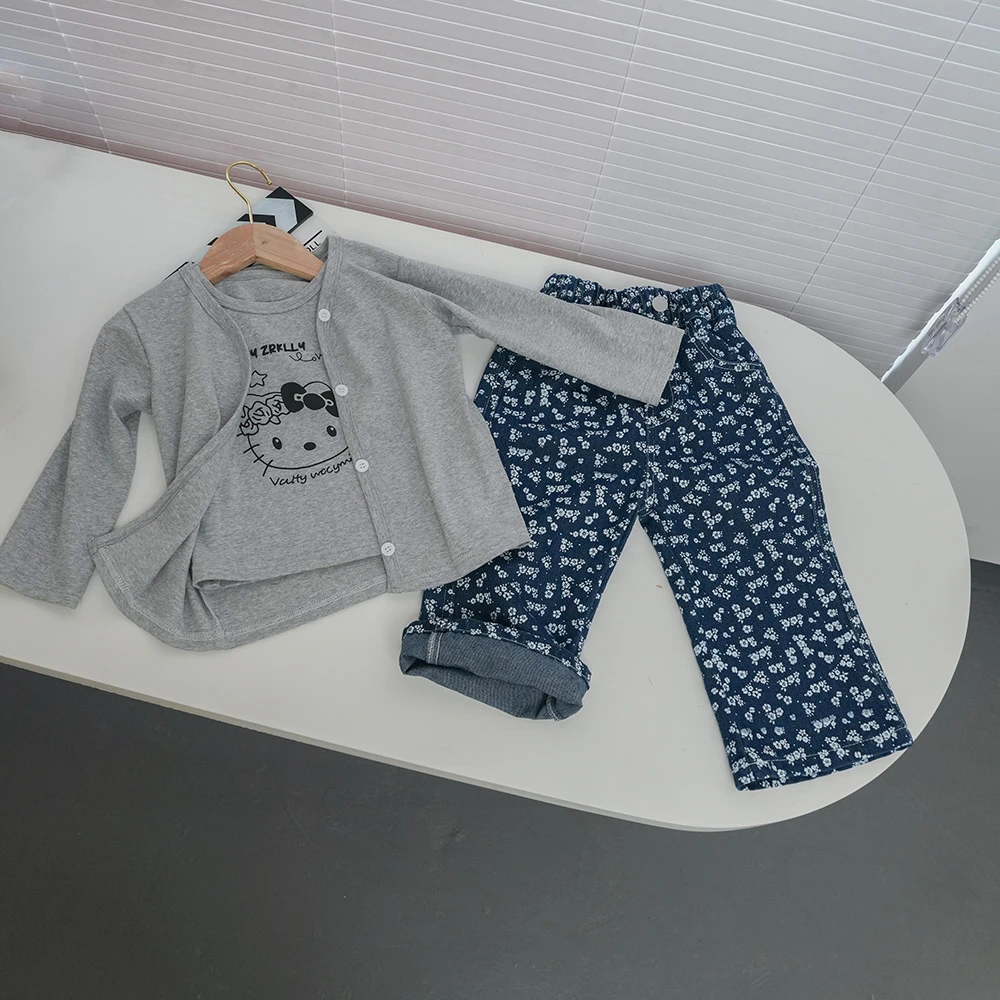 女童春季韩版卡通背心针织开衫外套碎花直筒裤儿童时髦三件套装潮