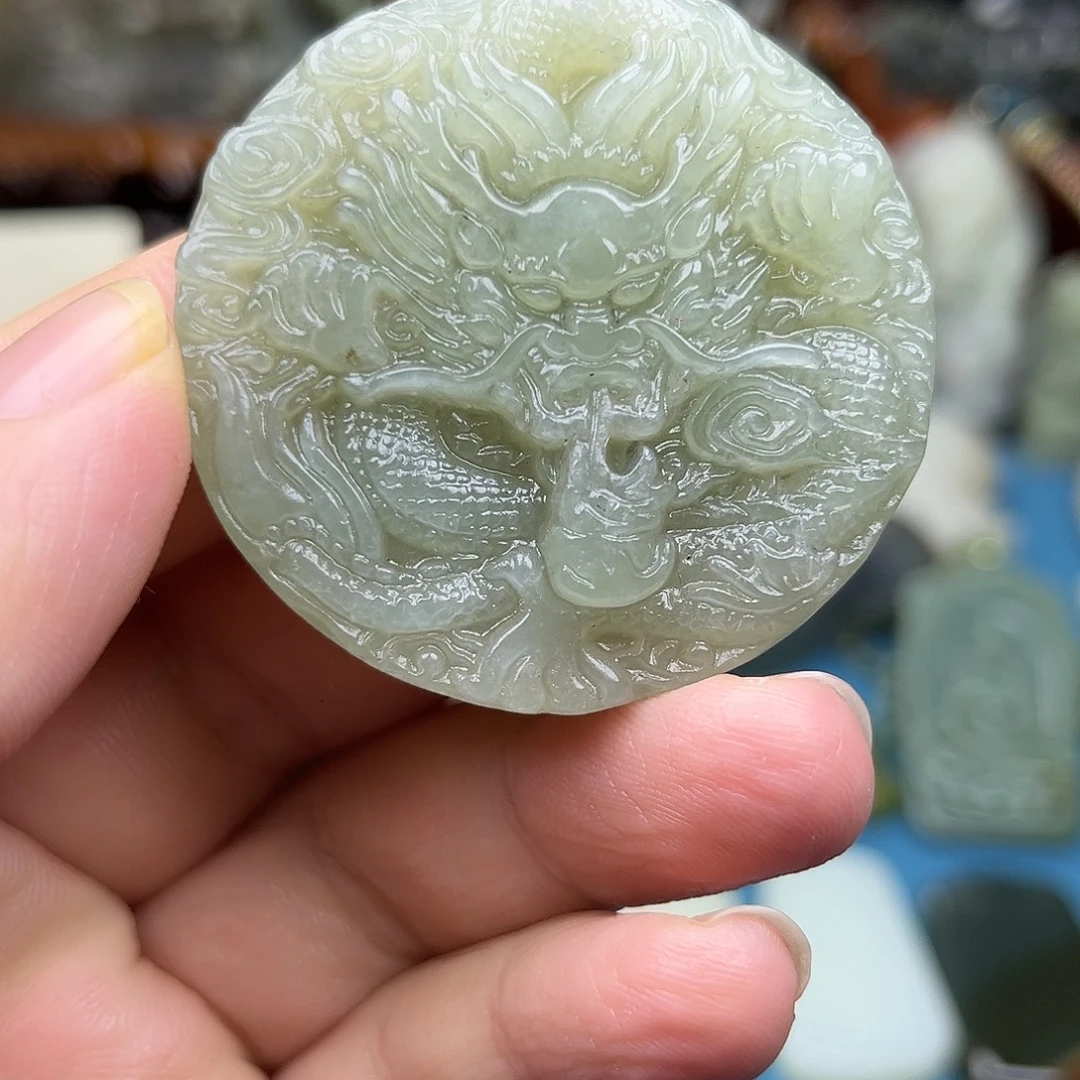 和田玉未镶嵌颈饰和田玉青海料龙牌