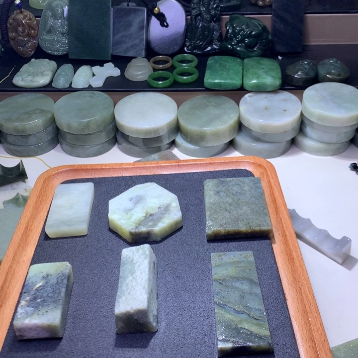 未镶嵌和田玉(糖玉)珠宝半成品