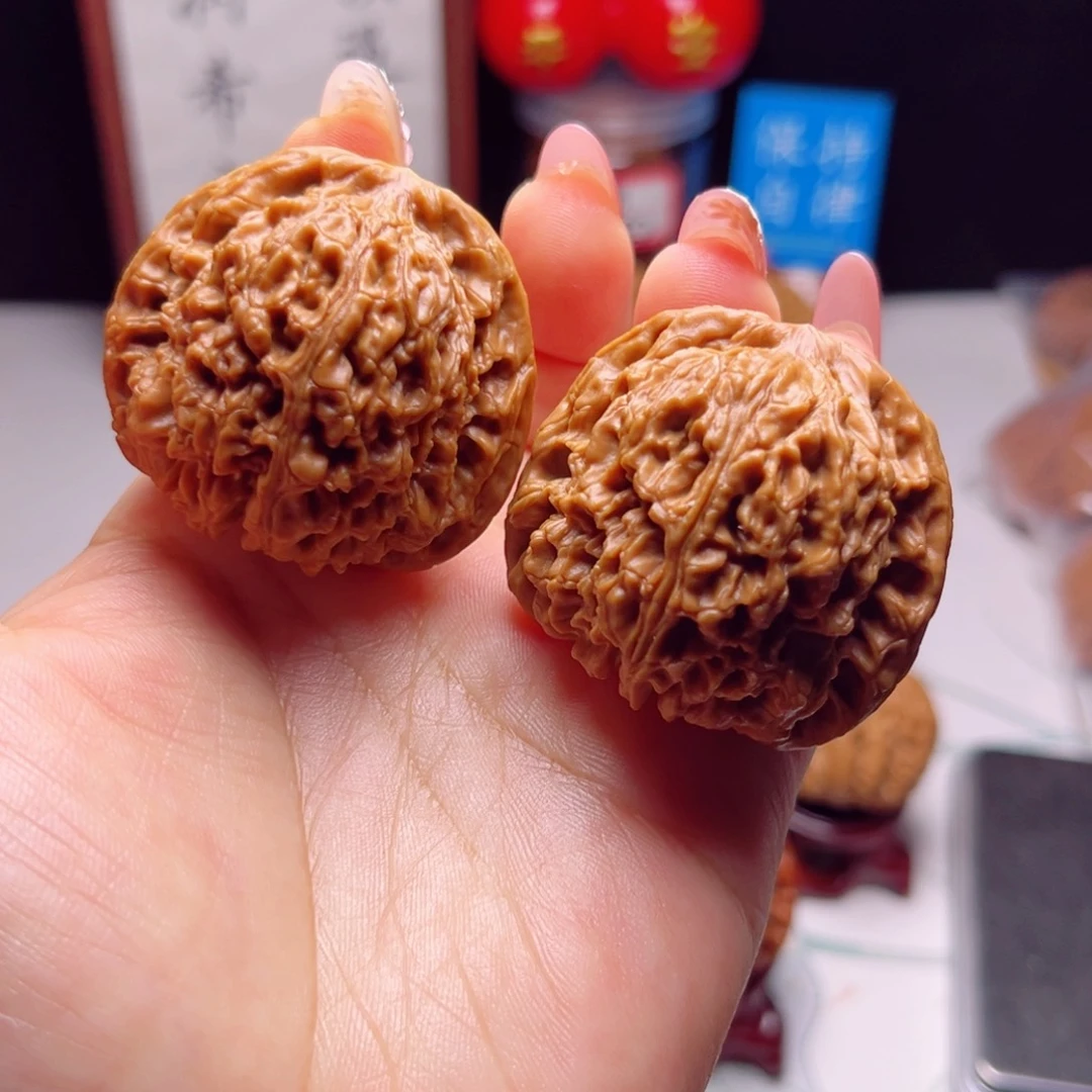 文玩核桃吊坠43尺球江