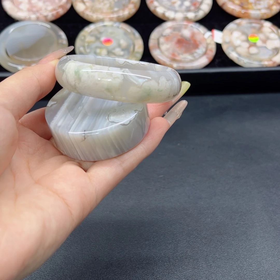 玛瑙/玉髓手镯未镶嵌5152