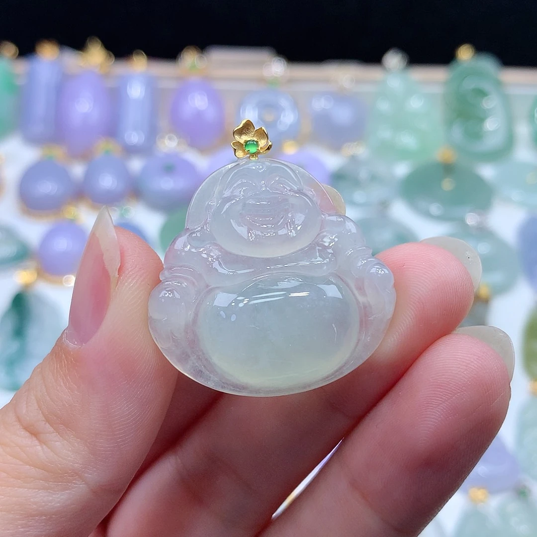 翡翠18K金镶嵌颈饰翡翠