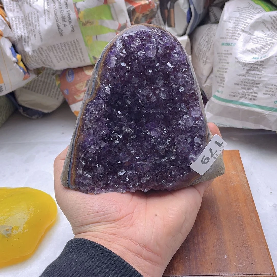 紫晶大型摆件（非配饰）未镶嵌