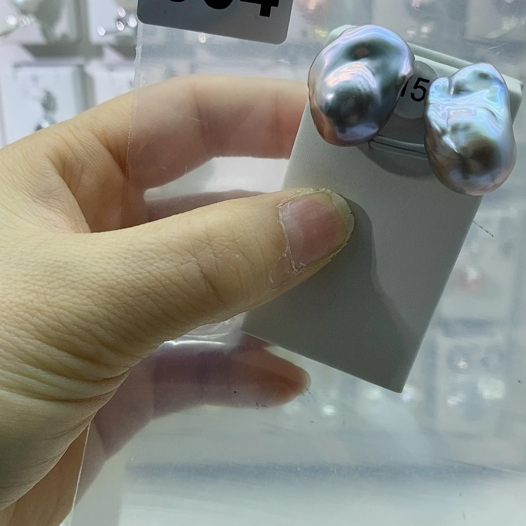 淡水珍珠颈饰合金