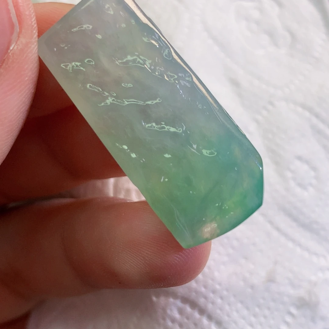 【闪购商品】翡翠未镶嵌吊坠(不含链)