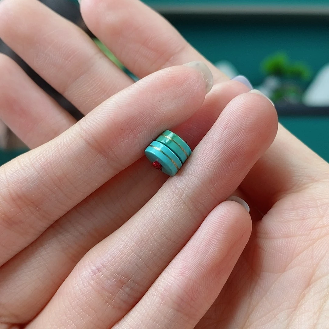 未镶嵌绿松石珠宝奇石