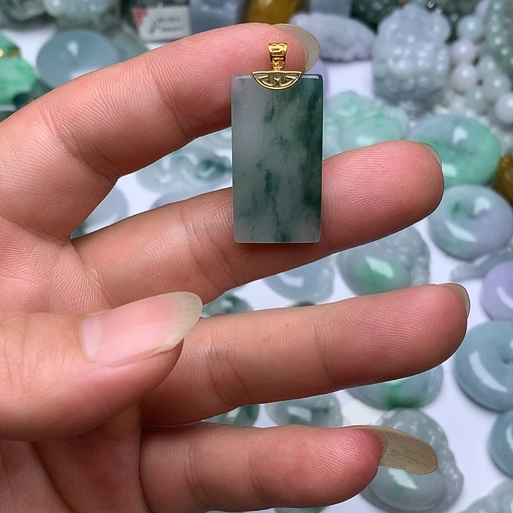 翡翠未镶嵌颈饰天然翡翠