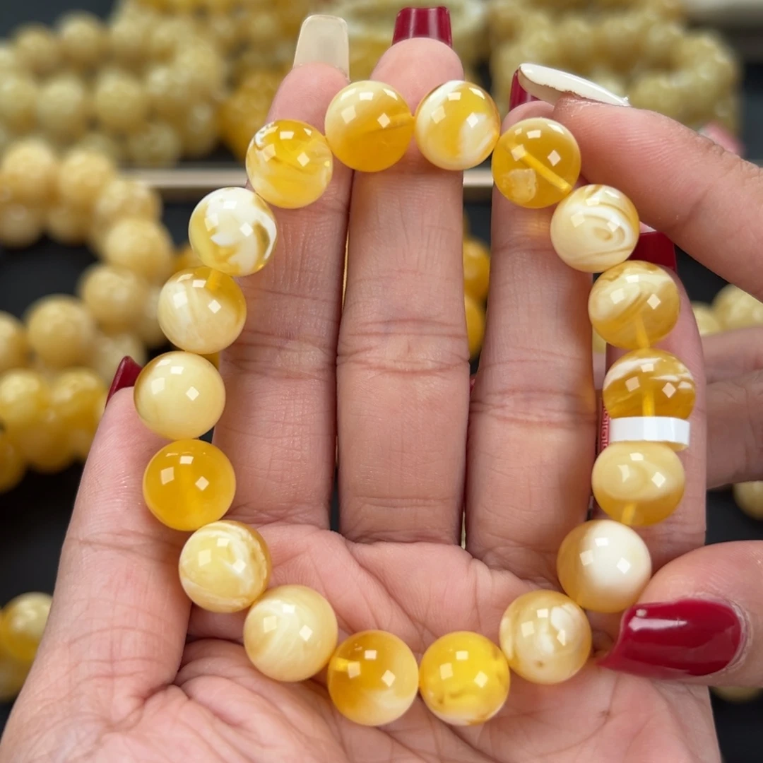 琥珀未镶嵌手链16.3克