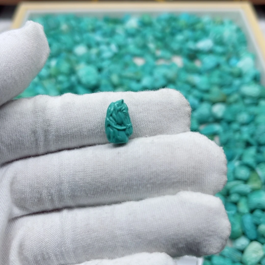 绿松石未镶嵌挂件