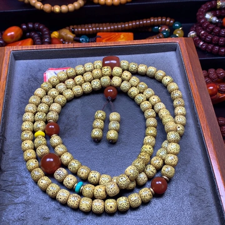 星月菩提吊坠菩提