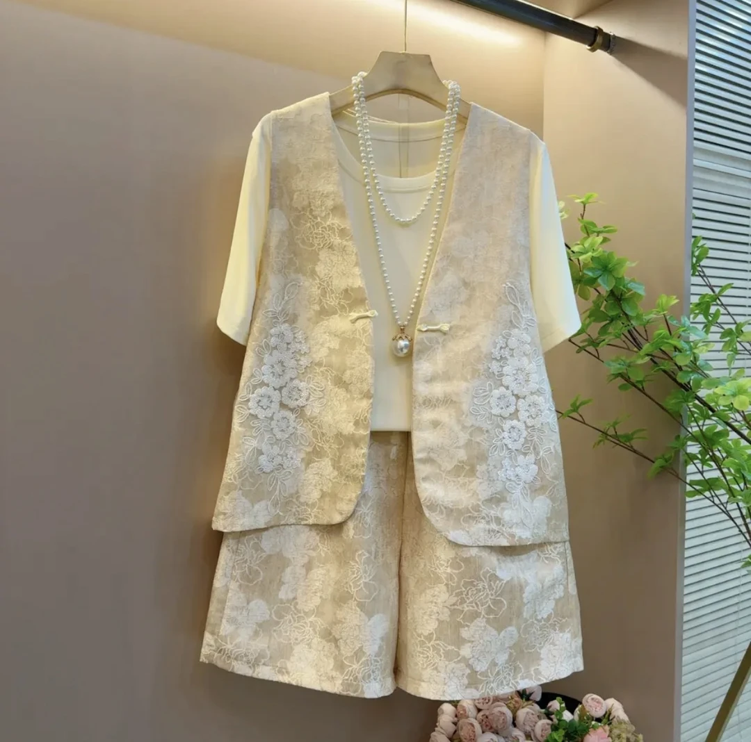 胖妹妹大码女装马甲+半袖+短裤三件套夏季新款五一出游穿搭一整套