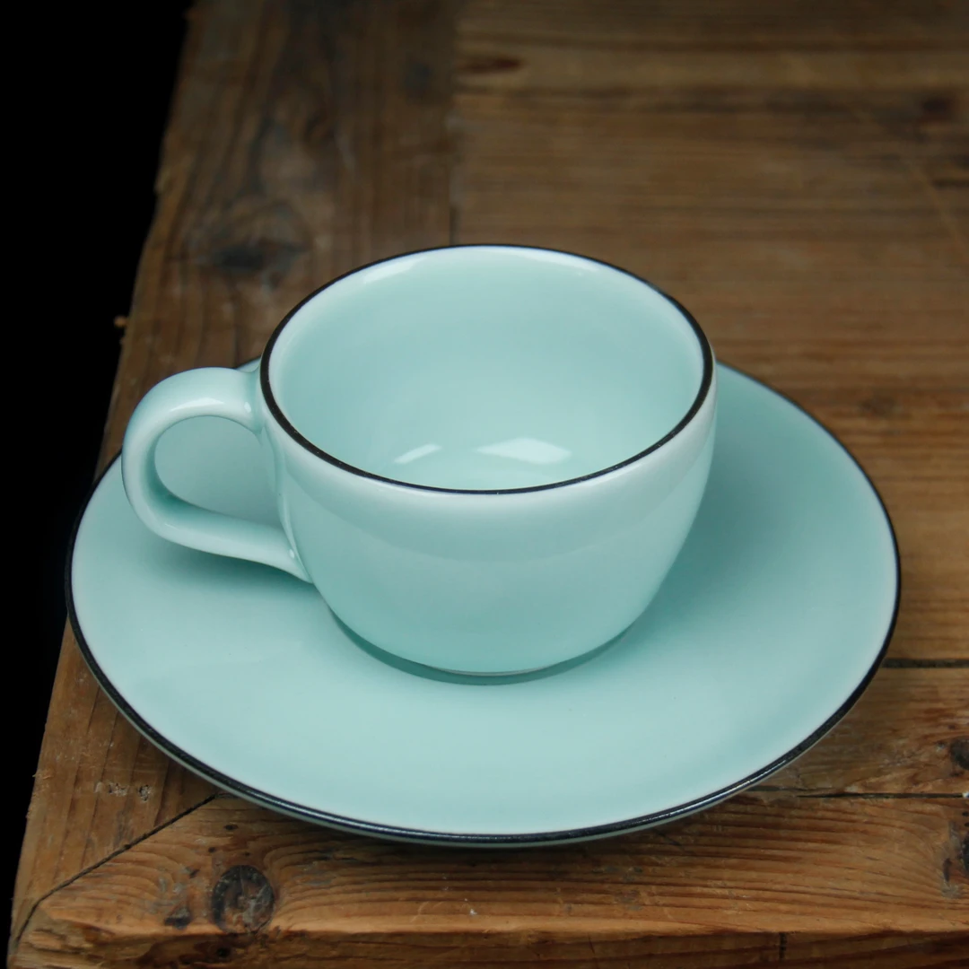 龙泉青瓷粉青黑边咖啡杯带杯垫