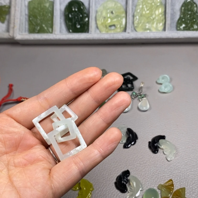 【闪购商品】蛇纹石玉未镶嵌挂件耳饰耳环项链