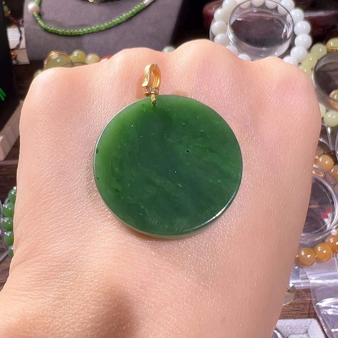 和田玉颈饰18K金镶嵌