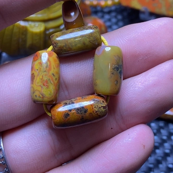 玛瑙/玉髓颈饰未镶嵌