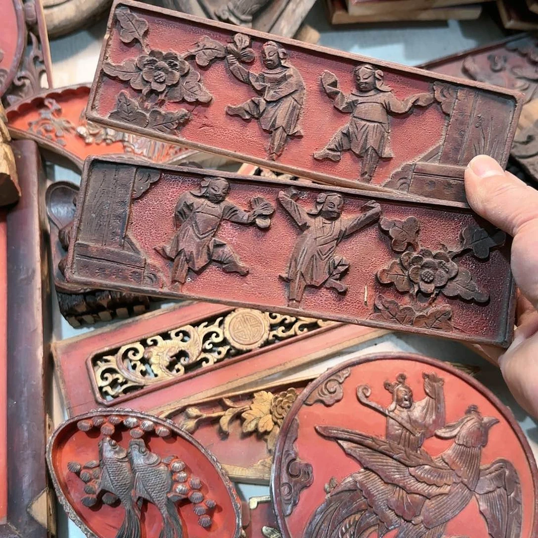 木“**”老木雕艺术的设计师