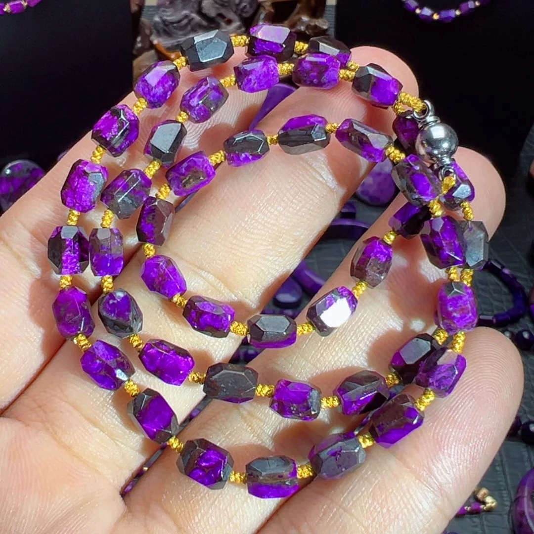 未镶嵌苏纪石（舒俱来）项链