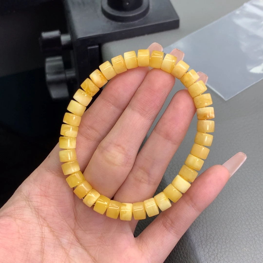 琥珀未镶嵌珠宝奇石7.6