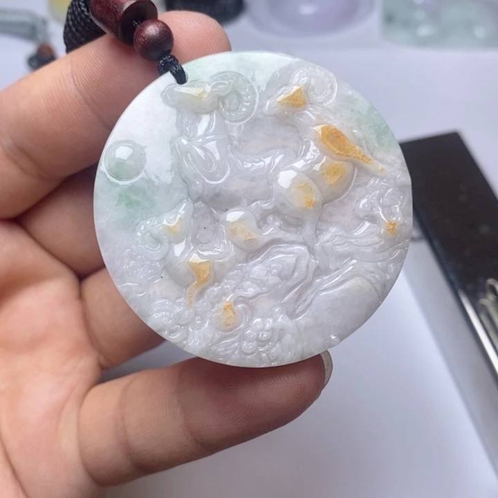 颈饰未镶嵌翡翠翡翠