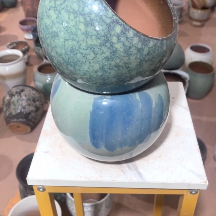 紫砂花盆口径14高度16两只正品