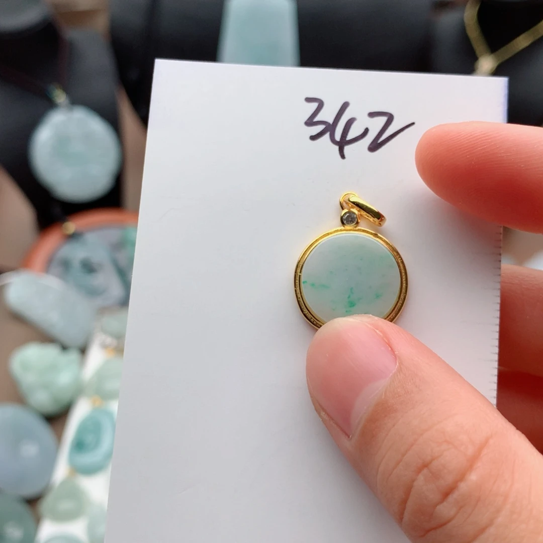 翡翠银S925镀金镶嵌颈饰?****吊坠