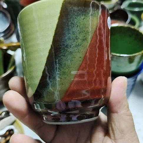 瓷片瓷片,各种摆件,均有瑕疵。沙锅!