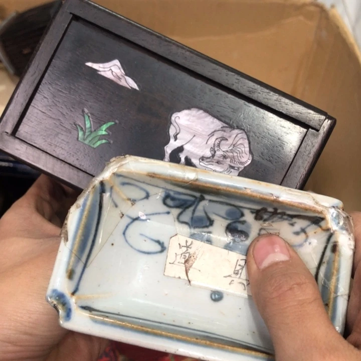陶瓷孤品单件车里拍