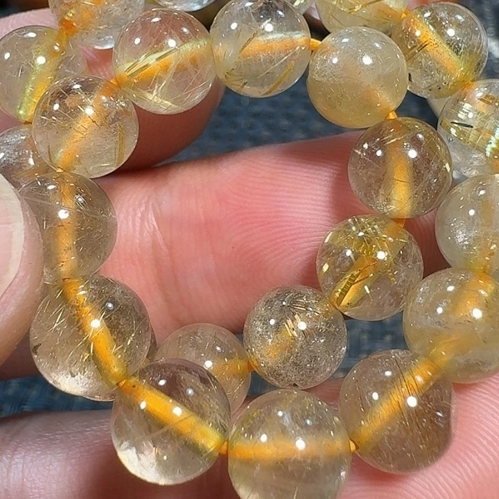 担***月未镶嵌颈饰水晶好