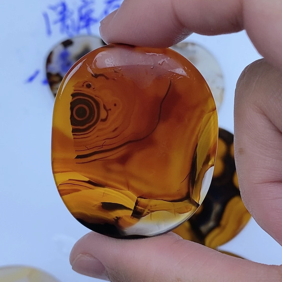 玛瑙/玉髓未镶嵌珠宝半成品