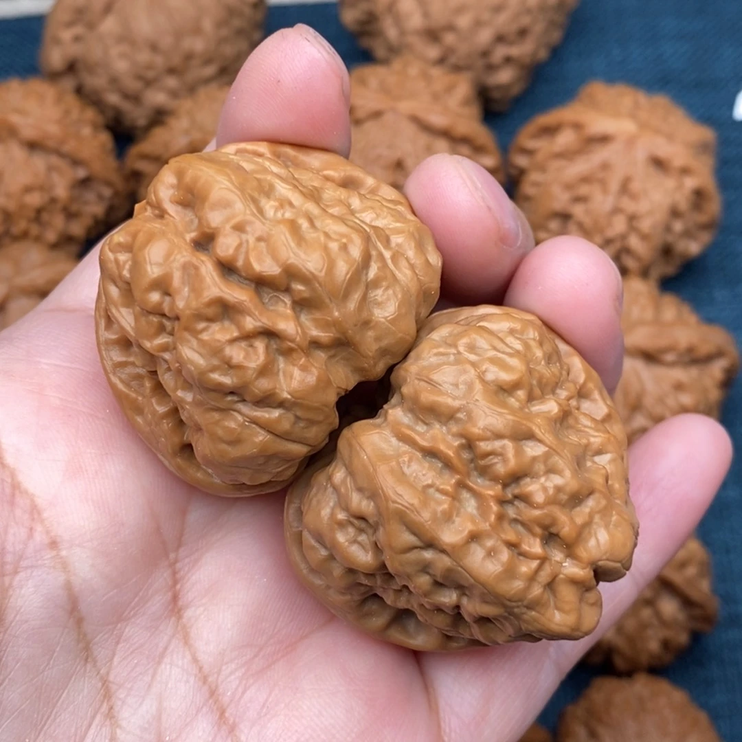 文玩核桃把件40,8开背肌肉蛙