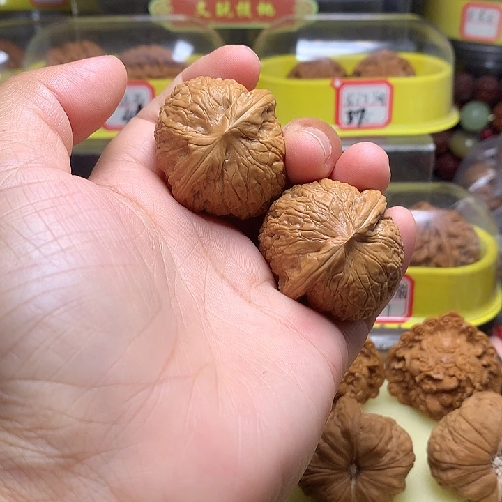 文玩核桃吊坠乾隆磨