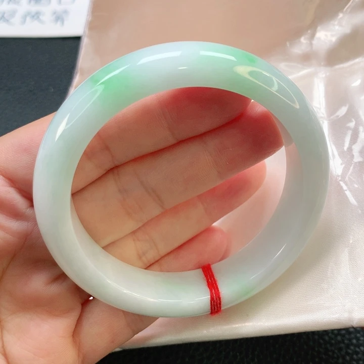 翡翠手镯未镶嵌57正