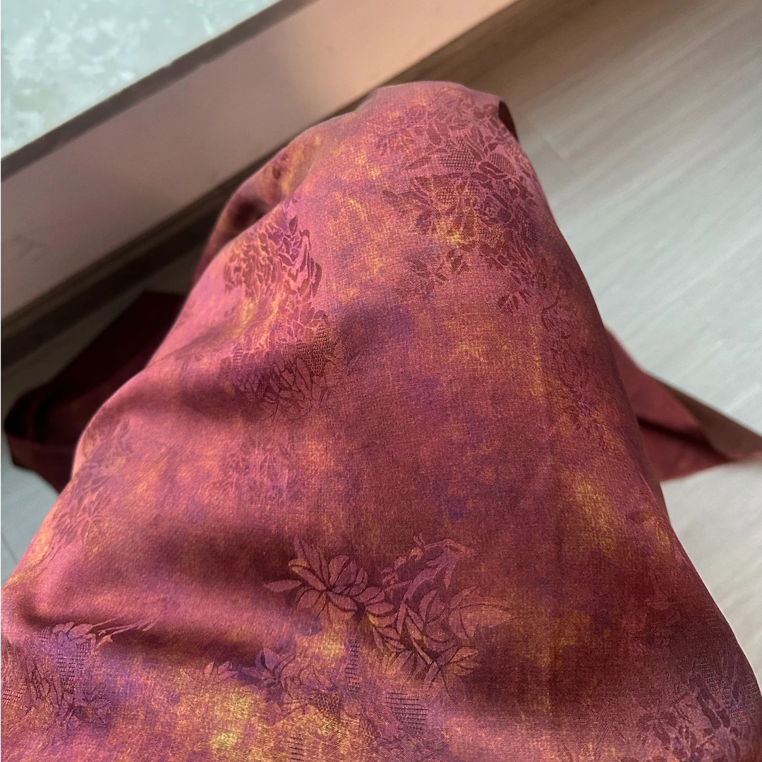【枫叶红】布头时装面料花萝香云纱提花绢纺莨纱重磅顺德莨绸