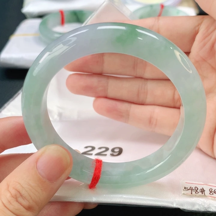 翡翠手镯未镶嵌缅甸54.8