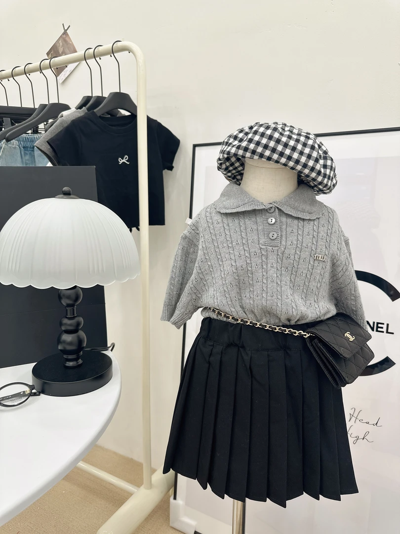 小粉象 ·夏季新款女童韩版洋气提花翻领短袖毛衣百搭百褶裙套装