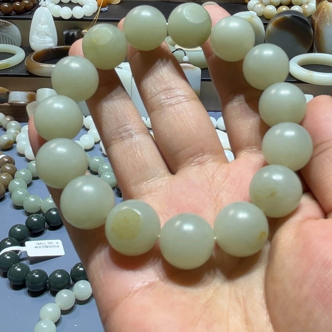 和田玉（青白玉）未镶嵌手串