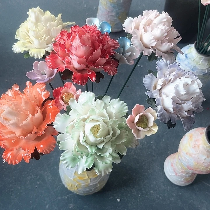 米***Y绿泥陶瓷等行业中有一定知名度和