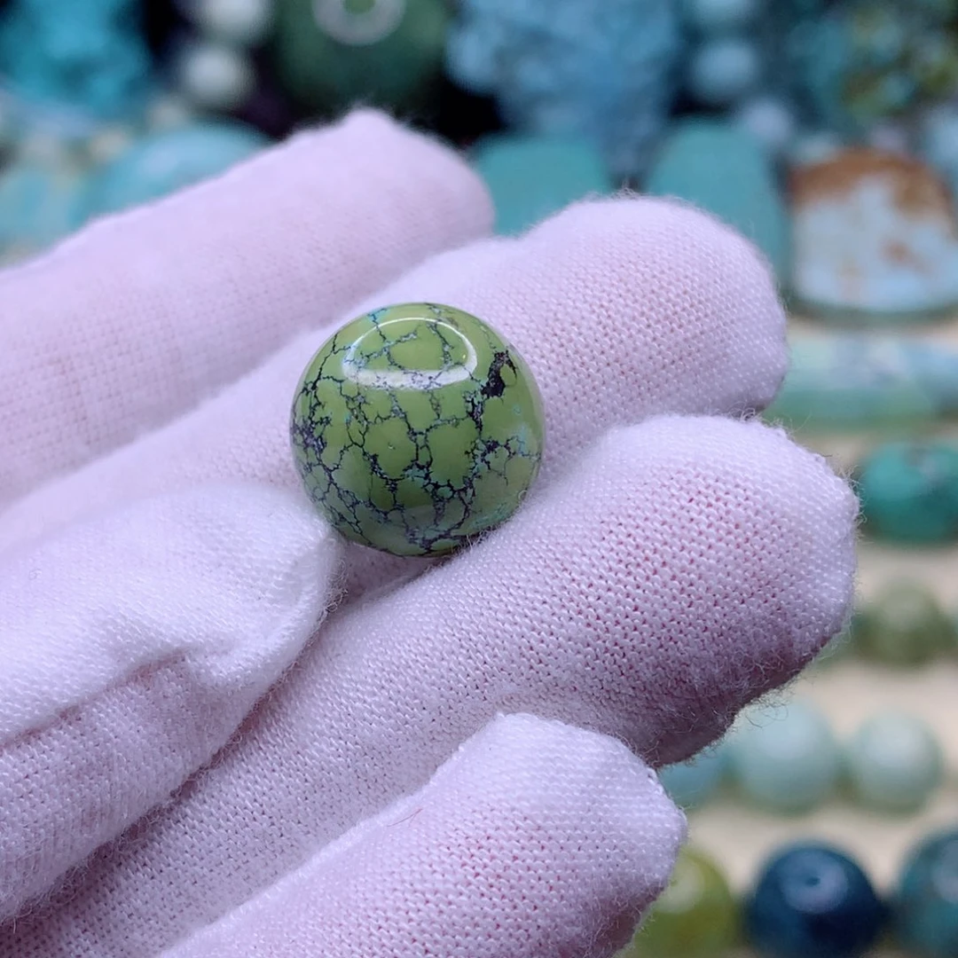 绿松石颈饰未镶嵌