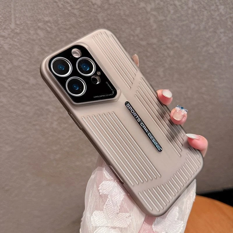 清爽刀锋状半透镂空散热适用苹果16pro手机壳纯色15镜头膜14百搭