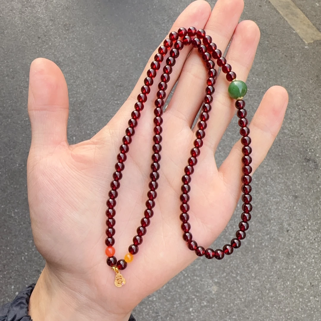 天然石榴石三圈手串约5-6mm左右碧玉配饰款多样性拍一发一jrj